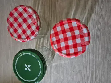 3 bocaux confiture