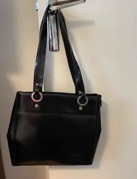Sac noir Jennyfer Hauteur 40 cm largeur 32 cm