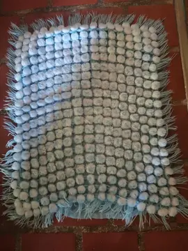 Petite couverture decorative fait main