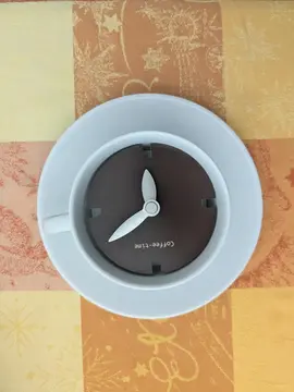 petite horloge à suspendre