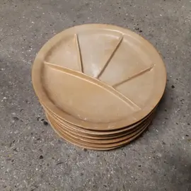 Lot d'assiettes à fondue