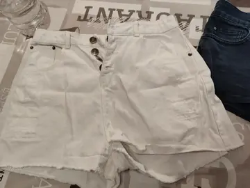 short femme t m