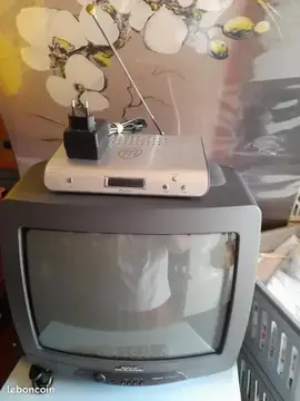 Donne télé 📺 et tnt