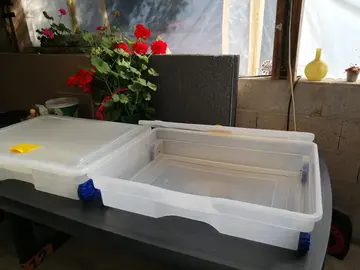 2 coffre à roulettes