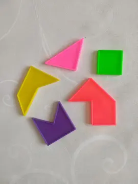 Tangram en plastique