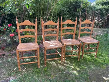 Table en bois+4chaises