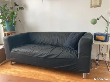 Canapé noir IKEA très bon état