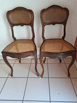 chaises