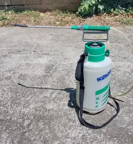 Pulvérisateur de jardin