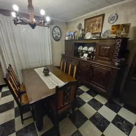 Superbe salle à manger chêne massif style basque