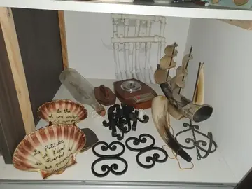 Bibelots, vases...