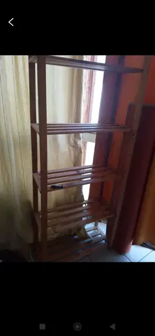 étagère de rangement