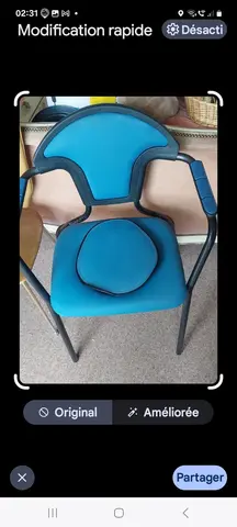 chaise percée