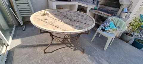 Table marbre/fer forgé