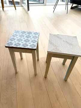 2 tabourets