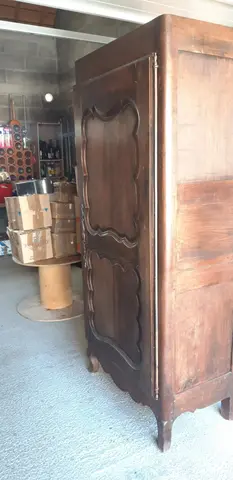 armoire (bonnetiere)