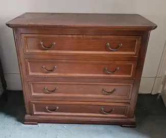 Commode 4 tiroirs en bois