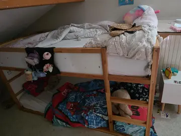 lit mi hauteur + 2 matelas 90x200