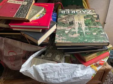 deux gros sacs de livres