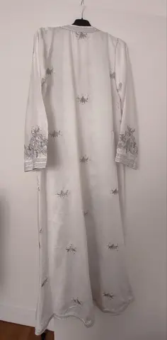 Robe blanche orientale strass