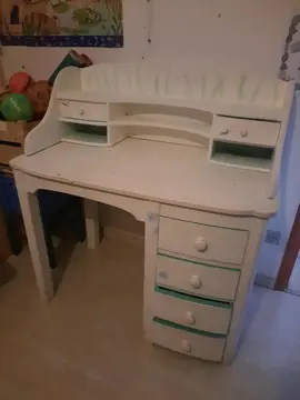 bureau blanc enfant