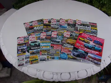 Lot 13 revues ou magazines Auto Plus