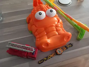 lot jouets divers