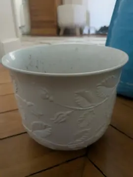 pot de fleur blanc