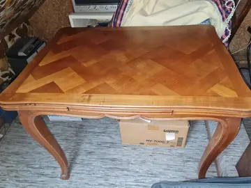 table en marquetterie
