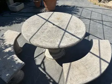 table et bancs Pierre
