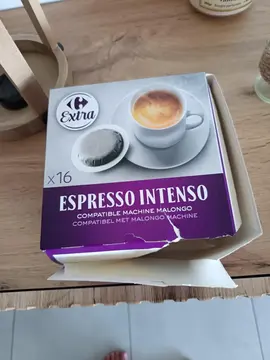 Donne capsules café