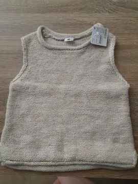 petit pull sans manche T 68