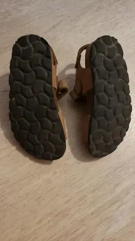 chaussures enfants 25