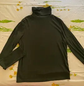 2 t-shirts col roulé taille L