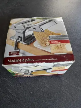 Machine à pâtes
