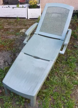 chaise longue