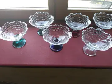 6 coupes de glaces