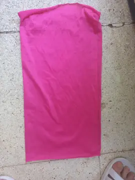 tour de cou rose en polyester