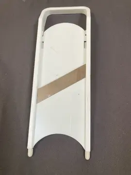 mandoline (pour trancher)