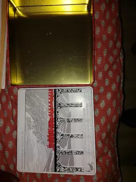 Boîte à biscuits en fer