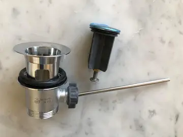 Bonde lavabo à tirette