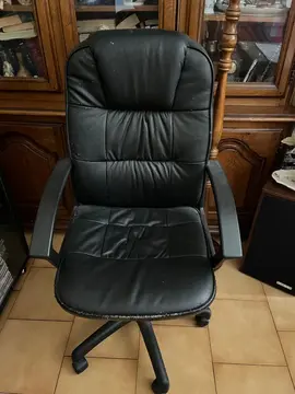 chaise à roulettes