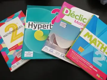 Manuel scolaire de mathématiques niveau 2nde