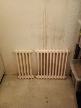 2 radiators anciens