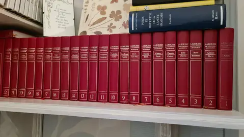 larousse encyclopédie couleur en 22 volumes