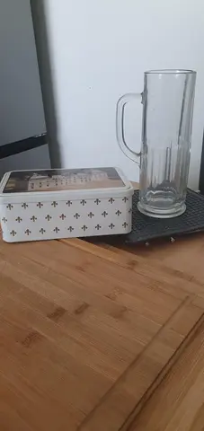 boîte à sucre et carafe