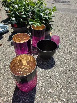 vases caches pots