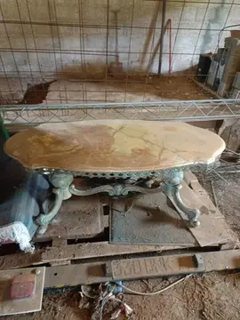 table de salon en marbre