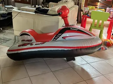 scooter des mers gonflable pour enfant