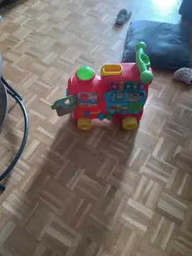 PETIT TRAIN A ROULETTES